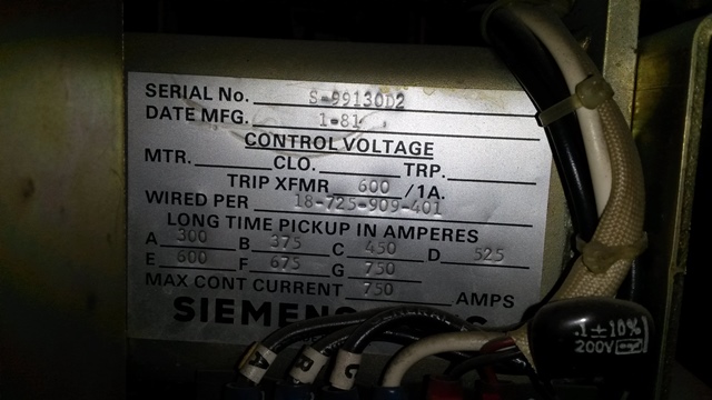 800 Amp, SIEMENS ALLIS, LAF800A, 480 V., 1981, M/O, D/O, STATIC TRIP II, L,S,I