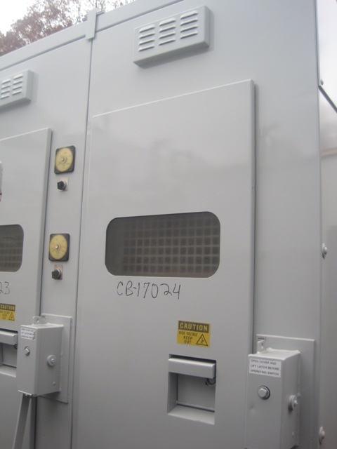 600 Amp, EEI, No. AUTO JET, 4800 V., NON-FUSED, OUTDOOR HOUSED, SWITCH:1