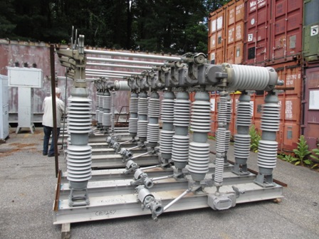 1200 Amp, S&C, No. MARK III, 115000 V., 61 KA MOM., 550 KV BIL, CIRCUIT SWITCHER