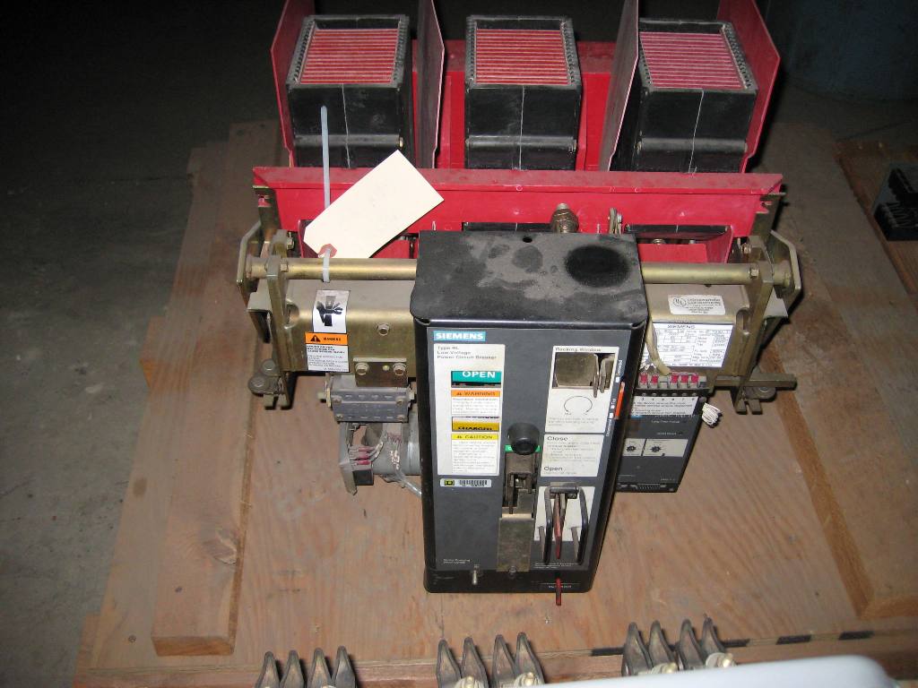 1600 Amp, SIEMENS, RL1600 LM, 480 V., 1994, E/O, D/O, 125 VDC, STATIC TRP III LI