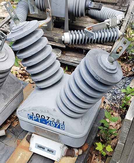 27600 V PRIMARY, 115 V SECONDARY, GE TYPE JVT-200 POTENTIAL TRANSFORMER
