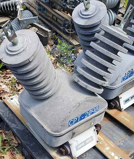 27600 V PRIMARY, 115 V SECONDARY, GE TYPE JVT-200 POTENTIAL TRANSFORMER
