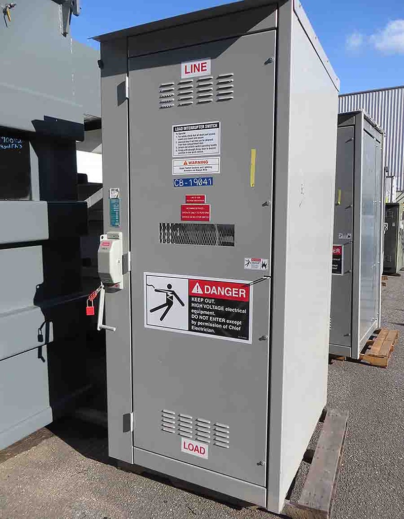 600 Amp, ABB, No. VERSARUPTER, 15000 V., 2007, OUTDOOR:1