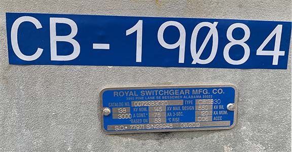 3000 Amp, ROYAL SWITCHGEAR, No. CB13830, 138 KV, CENTER BREAK, HORIZONTAL MOUNT