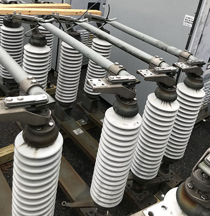 1200 Amp, HK Porter/Delta Star, PMB40A, 72500 V, HM, VB, Gang Operated Air Break Switch