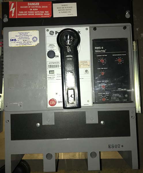 1600 Amp, GE, TP1616SS, 480 V., AIR CIRCUIT BREAKER