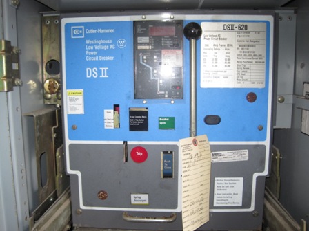 [030748] 2000 Amp, CUTLER HAMMER, DSII 620, 480 V., M/O, D/O, W/DIGITRIP: -1