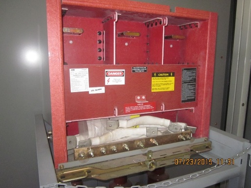 [039978] 1200 Amp, ABB, ADVAC, 5000 V., 2009, 6 TERMINAL SIMPLE, GROUND & TEST DEVICE:1