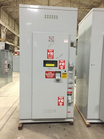 [040325] 1200 Amp, S & C, No. CDT-1591294, 15500 V., GROUNDING SWITCH, INDOOR
