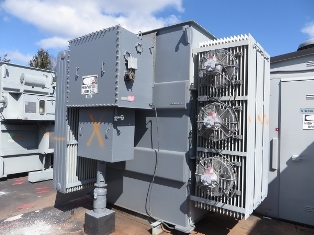 [041402] 5000/5600 KVA, Pri 26400 D, Sec 4160Y/2400, SIEMENS-ALLIS, LV OIL SWITCH:1
