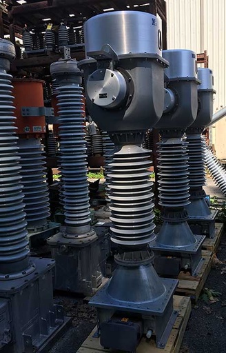 [042806] 2 KVA, 69000 V, 115/67.08 & 115/67./08 V, 350/600 & 350/600:1, KUHLMAN CT/PT:3
