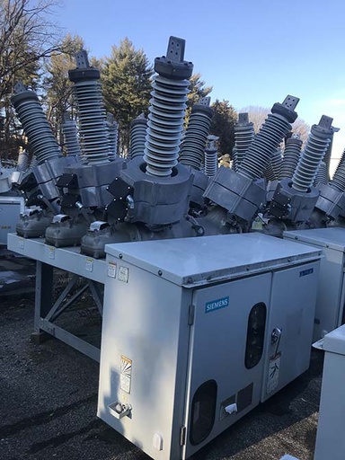 [043909] 3000 Amp, SIEMENS, No. SPS2-72.5-40-2, 72500 V., 2010, FA2.20 MECH, 125 VDC:1