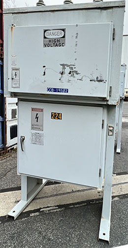 [044634] 1200 Amp, SIEMENS, No. SDV, 15500 V., 125 CLOSE & TRIP, 240AC/250DC MOTOR