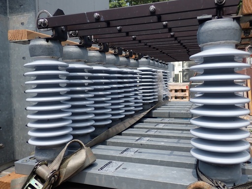 [046032] 1200 Amp Cleaveland/Price 34.5 kv, Type: LCO-C, Cat No: C102A230G11, Hookstick Switches